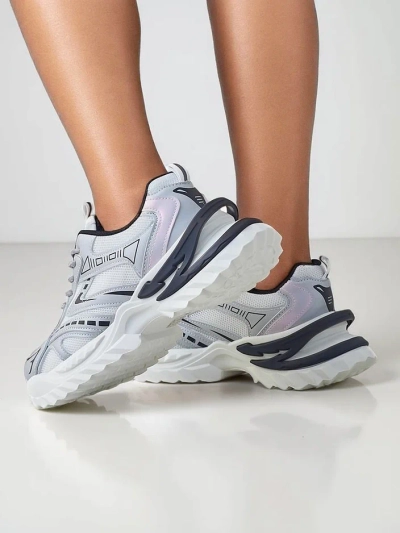 Royalfashion Damen Sportsneakers auf einer dickeren Sohle Nettes