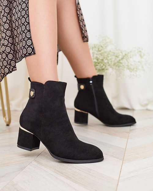 Жіночі черевики на низькій шпильці Royalfashion чорного кольору Dogdas