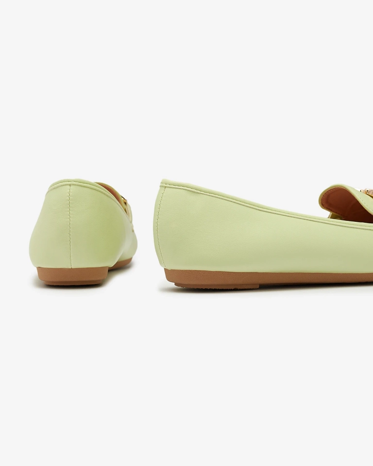 Grüne Damenmokassins aus Öko-Leder mit Verzierung Wiwet-Footwear