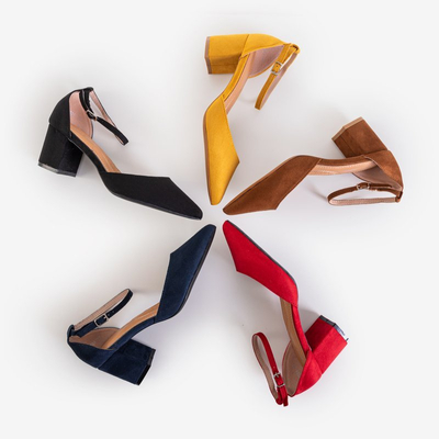 Чорні жіночі босоніжки на підборах Rumilа