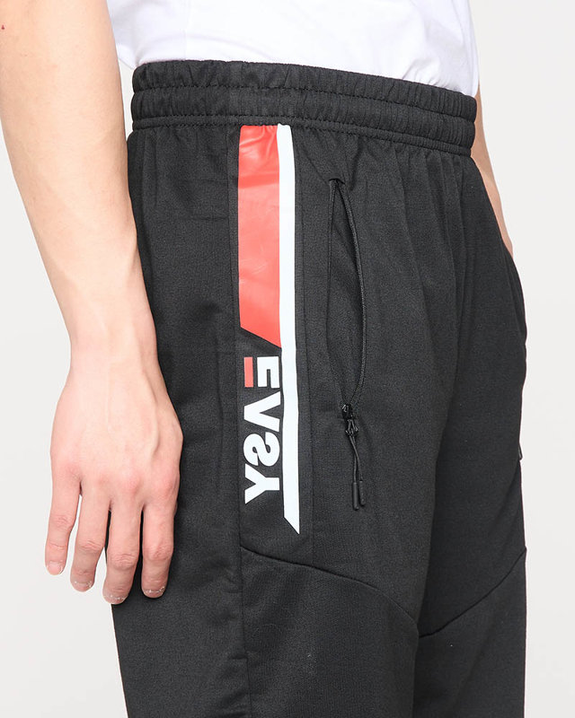 Schwarze Herren-Sportshorts mit Aufschriften - Kleidung