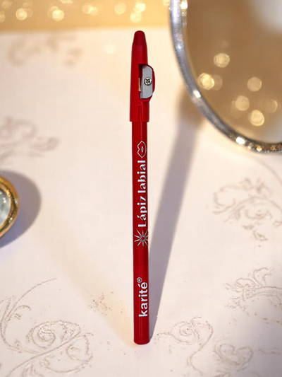 Lippenkonturenstift mit Spitzer in Korallenrot