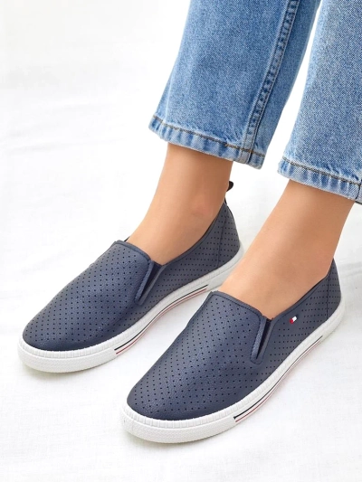 Royalfashion Damen perforierte Slipper Vielles