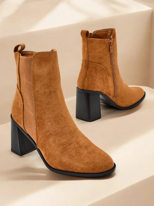 Жіночі чоботи на товстому каблуці від Royalfashion Enotto