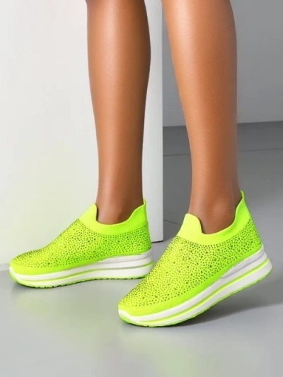 Royalfashion Жіночі спортивні туфлі на підошві з тканини з стразами Adeq