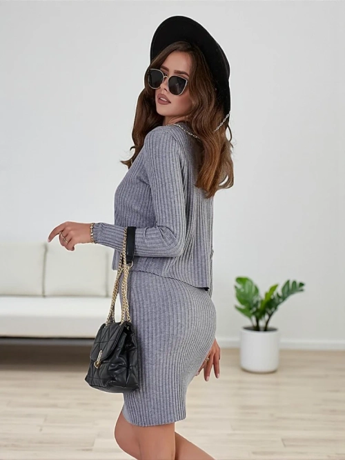 Royalfashion Жіночий комплект зі светром та сукнею