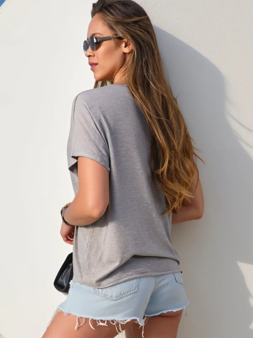 Royalfashion Жіноча блуза з віскози з коротким рукавом і блискучою обробкою