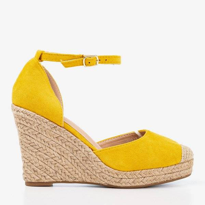 OUTLET Gelbe Espadrilles auf dem Keil Bonita - Schuhe