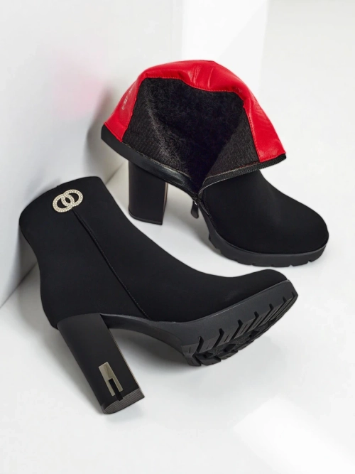 Ботильйони жіночі з матової екошкіри на підборах-стовпчику Olivane