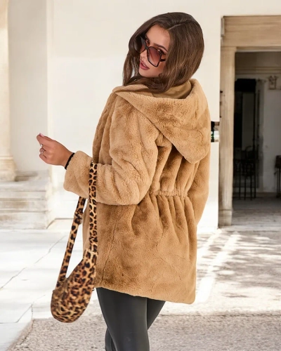 Жіноча куртка зі штучного хутра Royalfashion