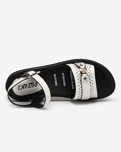 Glänzende weiße Damensandalen mit flacher Sohle Nafi- Footwear