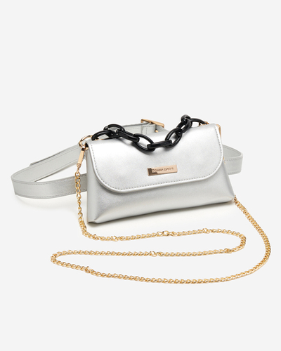 Silberne kleine Nierentasche mit Prägung - Accessoires