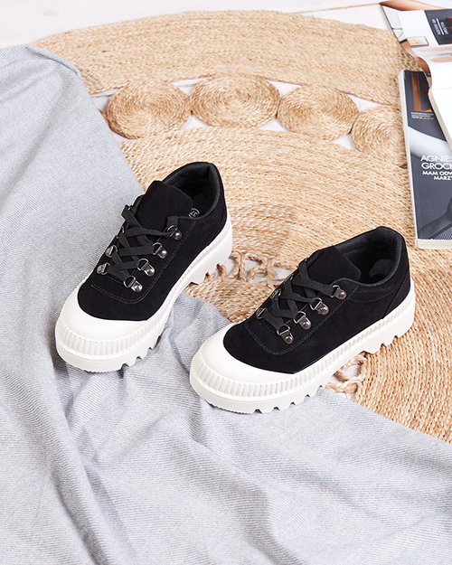 Чорне жіноче спортивне взуття, як кросівки Ohos - Взуття