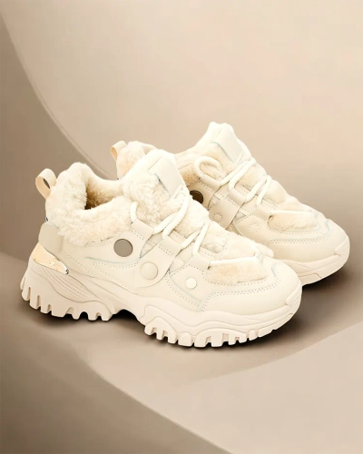 Жіночі модні кросівки з утепленням Royalfashion Poriomo