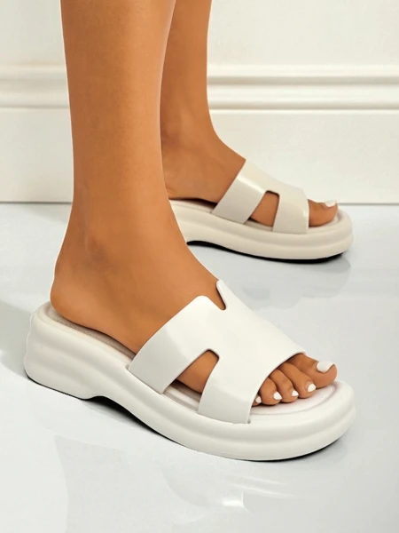 Royalfashion Damen Pantoletten mit dicker Sohle Nova Gloss