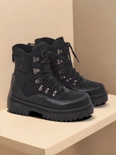 Royalfashion Damen Trapper Stiefel Savelly