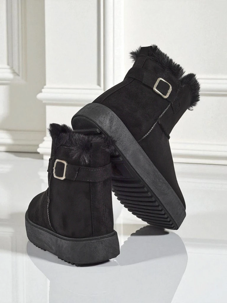 Royalfashion Kurze Damenstiefel im Schneestiefel-Stil Winter Crest