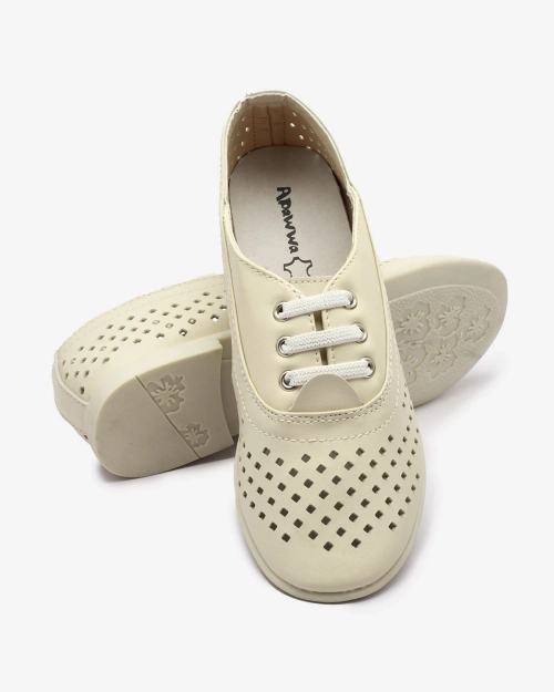 Бежеві дитячі ажурні мокасини Janno- Footwear