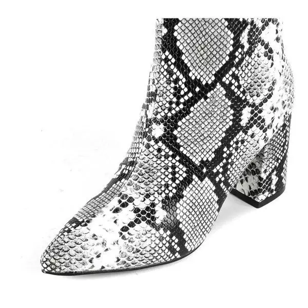 OUTLET Schwarz-weiße Stiefel auf einem Pfosten mit Serpentinenmuster Verano - Schuhe