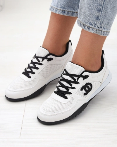 OUTLET Royalfashion Weiße und schwarze Damen Sportschuhe Bofiale