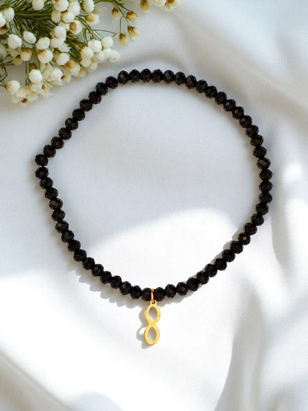 Royalfashion Damenarmband mit Unendlichkeitsanhänger