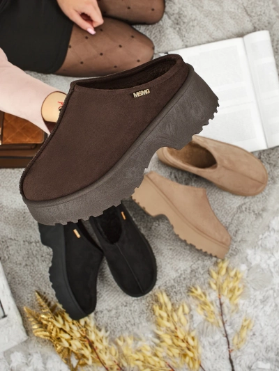 Kurze Damenstiefel a'la Schneestiefel mit Fell Noelina