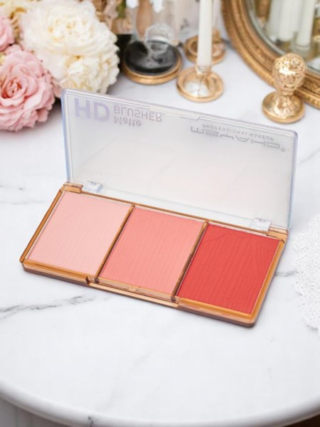 Palette mit 3 matten Rouge-Farbtönen für Wangenfarbe Wine Rose