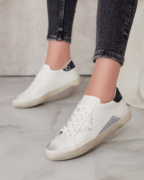 Royalfashion Жіночі спортивні кросівки з прикрасами Ginn