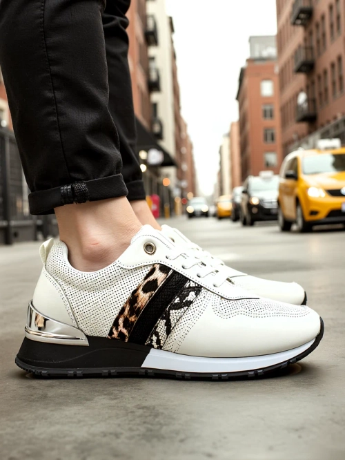 Royalfashion Жіночі спортивні черевики Panterras