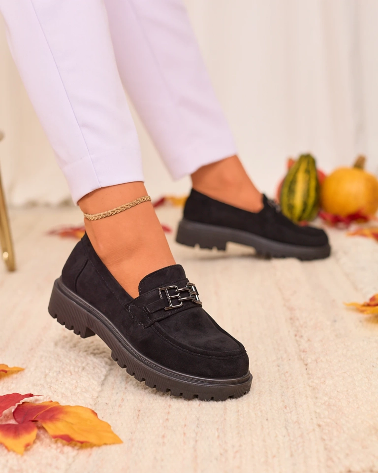 Royalfashion Damen Öko-Wildleder Mokassins mit Ornament in schwarz Aderti