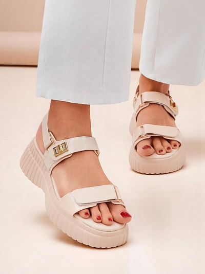 Royalfashion Damensandalen mit dickerer Sohle Aganda