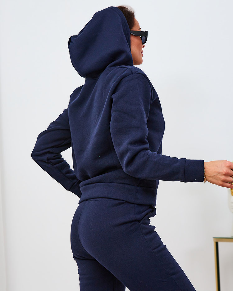 Royalfashion Schwarzer isolierter Damen-Trainingsanzug mit Golddruck