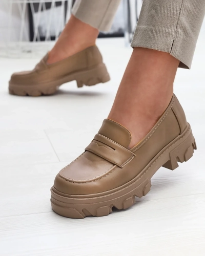 Hellbraune Damen-Mokassins mit fester Sohle Desika - Footwear