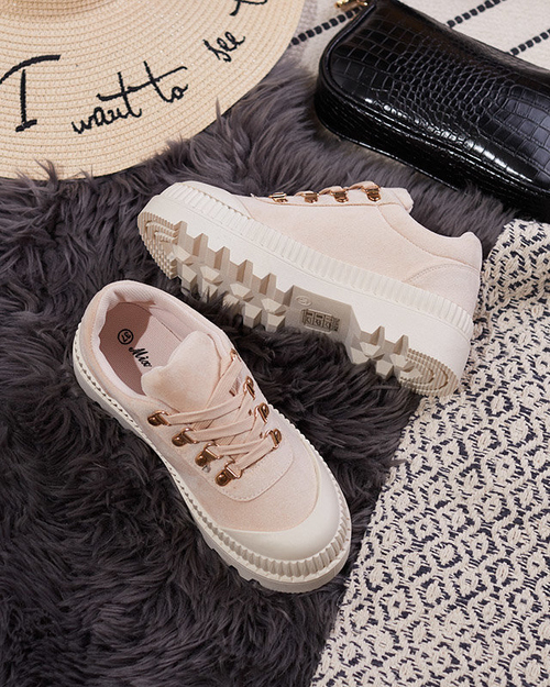 Бежеве жіноче спортивне взуття як кросівки Ohos - Взуття