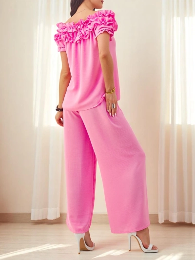 Royalfashion Damen-Set mit einer kurzärmligen, schulterfreien Bluse und dekorativem Ausschnitt sowie weit ausgestellten Hosen