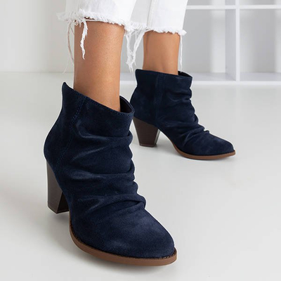 Dunkelblaue Stiefeletten mit gerafften Holtien - Schuhen