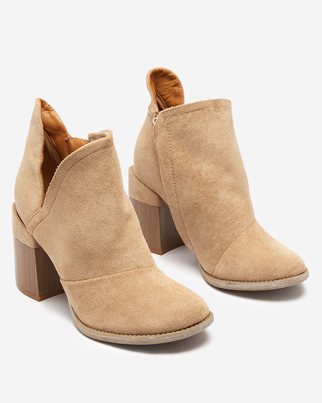 Hellbraune Damenstiefel mit Cutouts Encura- Footwear