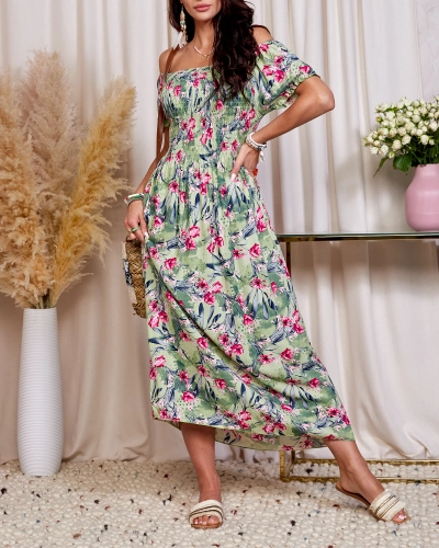 Grünes Midikleid mit Blumenmuster - Kleidung
