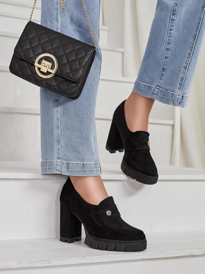 Elegante Schwarze Anitka Schuhe aus Öko-Leder