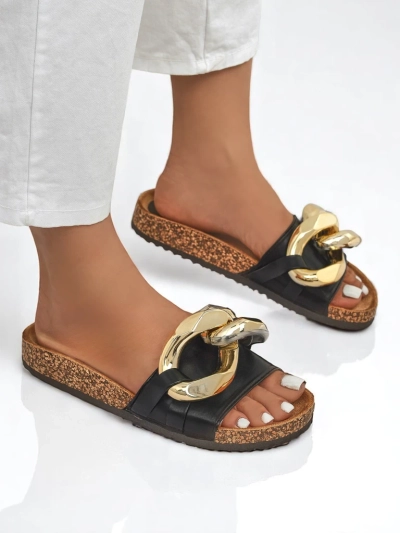 Sommerliche Ariadne Royalfashion Pantoletten mit großer goldener Kette, schwarzes Leder