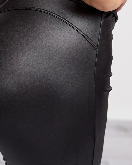 Чорні жіночі атласні легінси PLUS SIZE