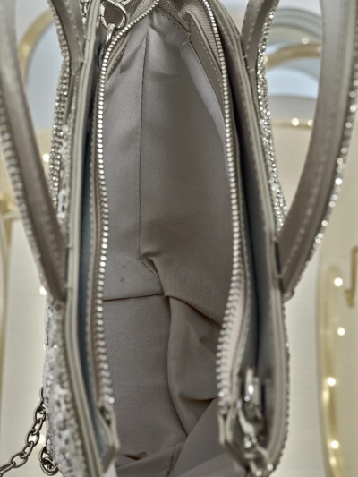 Kleine Damenhandtasche mit Zirkonia-Steinen Sparkle Queen