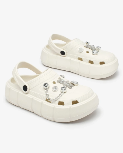 Royalfashion Weiße durchbrochene Damen-Flip-Flops mit Zirkonia-Verzierungen Afuccia