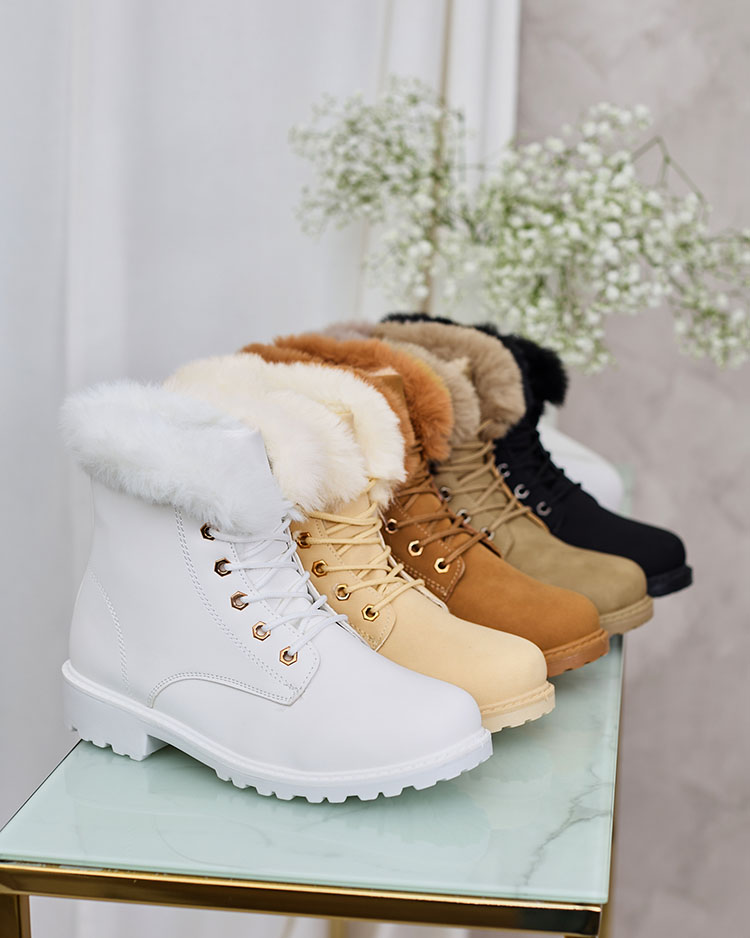 Royalfashion Classic Damenstiefel a'la trappers in weiß Dotsacia