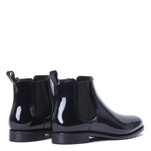 Czarne kalosze lakierowane- Obuwie