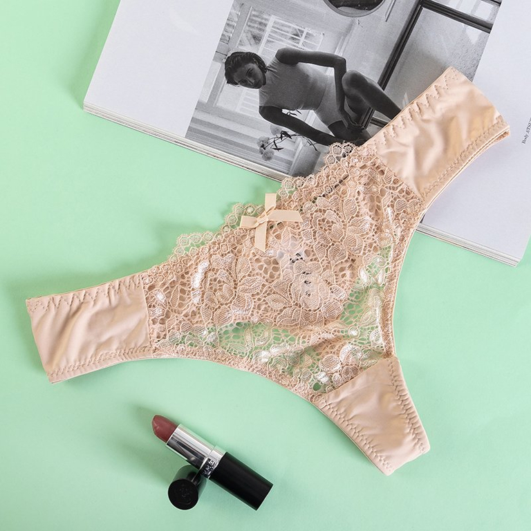 Beiger Tanga für Frauen mit Spitze - Unterwäsche