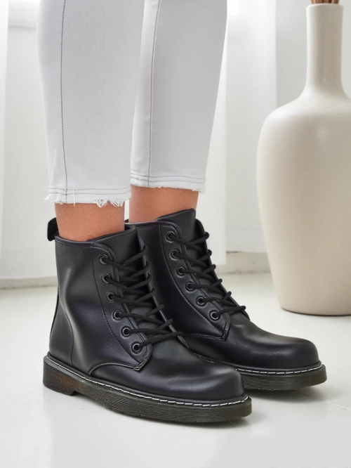 Royalfashion Жіночі черевики Frioze