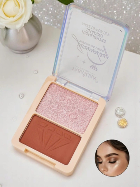Highlighter und Bronzer, gepresst in einer kompakten Palette für das Gesicht