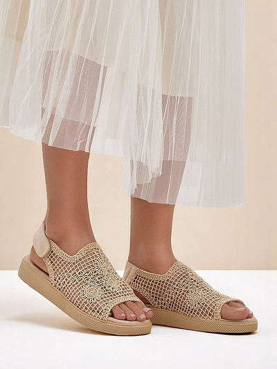 Royalfashion Damen-Sandalen mit Lochmuster und Levay-Obermaterial