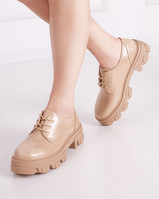 OUTLET Beige lackierte Damenschuhe Binotsi - Schuhe